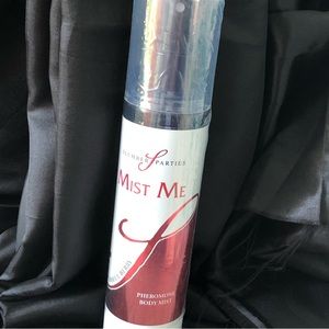 Mist Me Body Spray by Slumber Parties Blissful Berry 8oz. Discontinued Edition